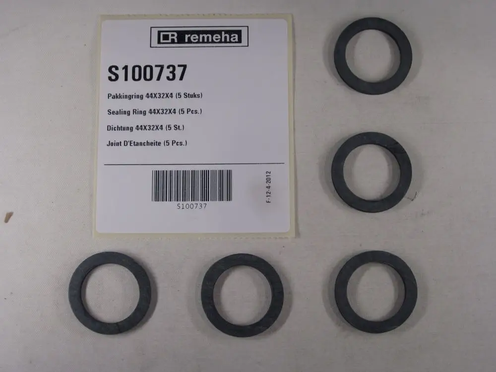 Sechs Dichtungen in Schwarz, verpackt in einer Blisterverpackung mit Marke Remeha. Auf dem Etikett sind Details und eine Artikelnummer abgebildet.